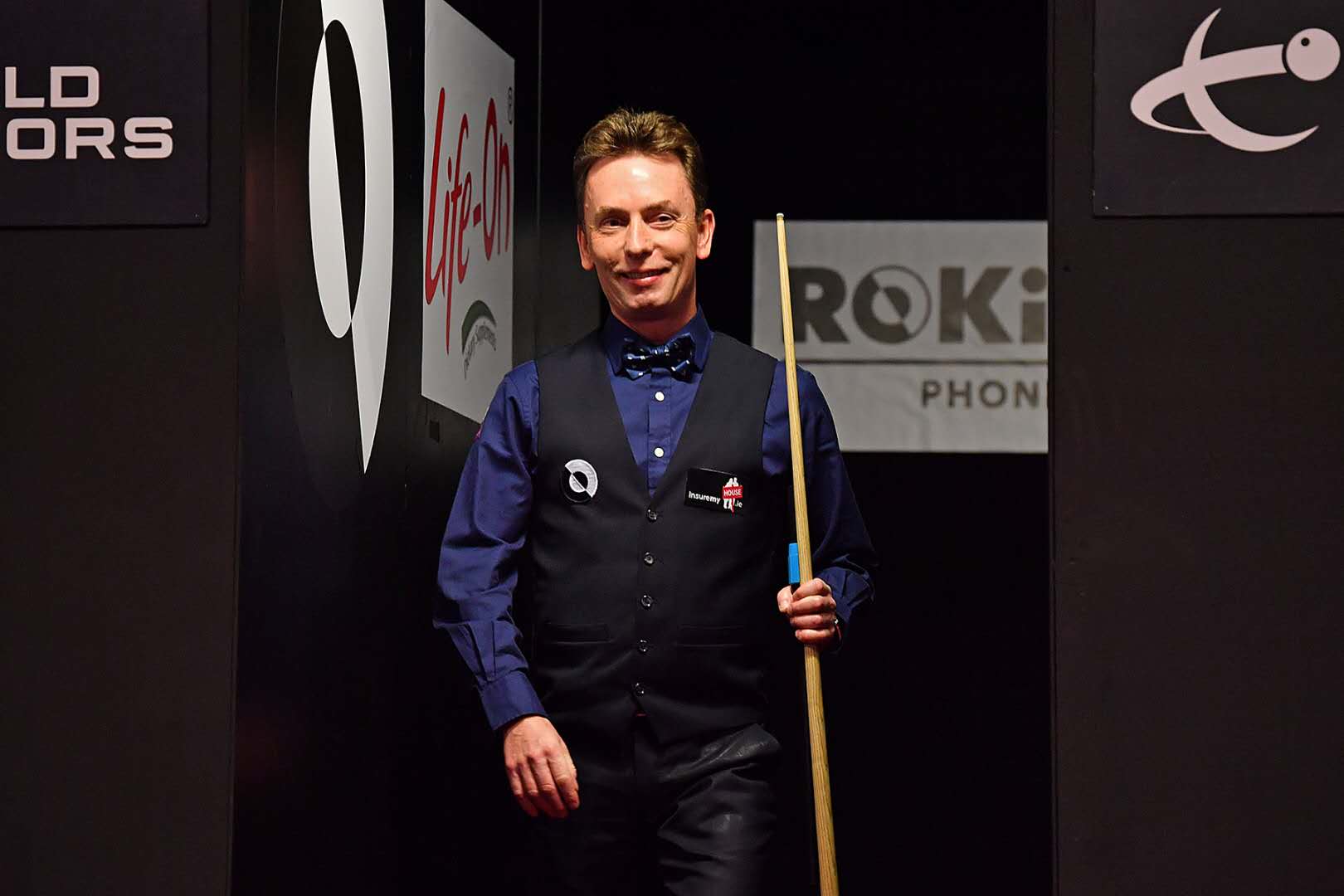 显的异常扭 显的异常扭